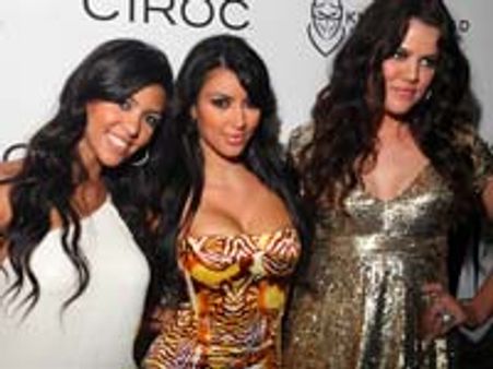 Kardashian sisters to launch Kardashian Kollection