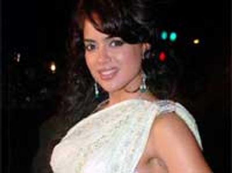 Sameera buys herself a 3 BHK flat