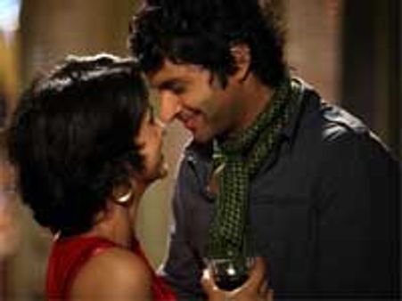 Purab attracted to Alankrita not Gul?