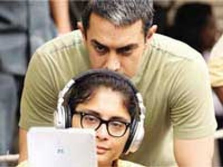 Aamir Khan's salt n pepper hair in Dhobi Ghat