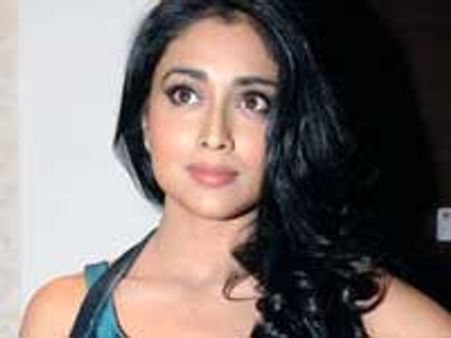 Shreya Saran's pranks frightens on-lookers