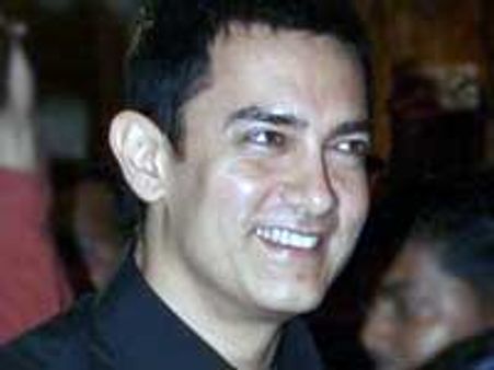 Aamir Khan down the memory lane as movie buff