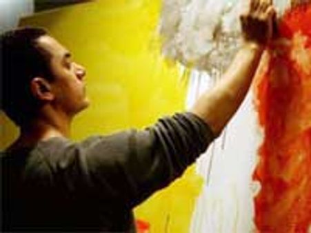 Aamir Khan's steamy scene edited from Dhobi Ghat