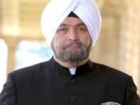 Rishi Kapoor learns old style Punjabi for Patiala House