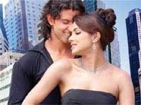 Hrithik-Priyanka's intense chemistry in Agneepath