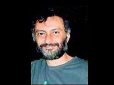 Director Shamin Desai passes away