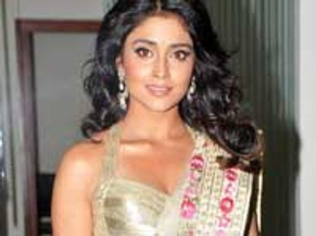 Shreya Saran gets into massage business!