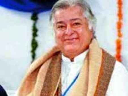 Shashi Kapoor, Waheeda Rehman get Padma Bhushan