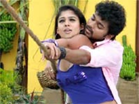 Vijay-Nayantara's Villu Telugu version ready for release