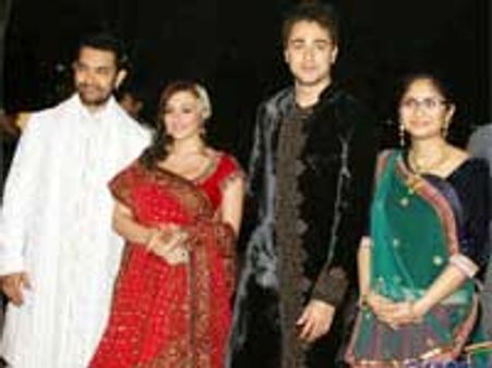 Aamir to fulfill his promise to Imran-Avantika