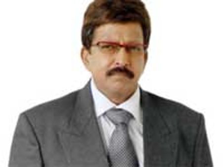 BBMP naming a main road and park after Dr Vishnuvardhan
