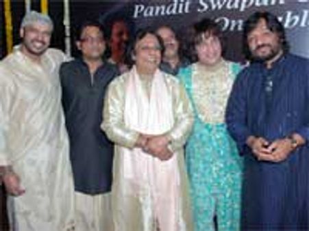 Sandeep Mahavir-Swapan Chaudhuri's jugal bandi rocks