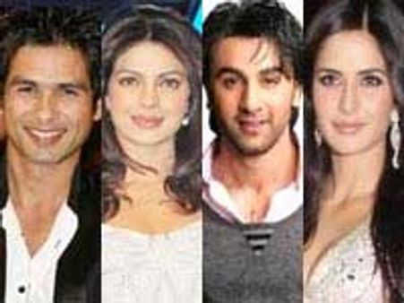 Will Bollywood couples pop up the question today?
