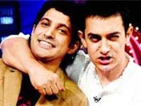 Farhan refuses to sing for Aamir's film