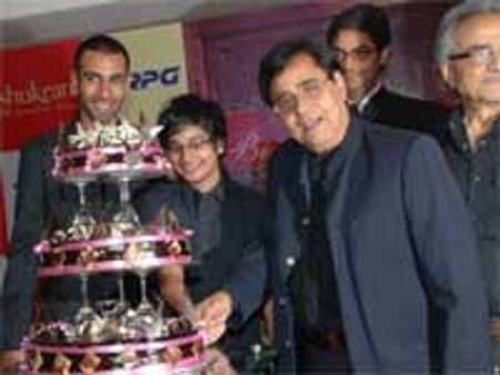 Jagjit Singh celebrates 70th birthday with Perfect Harmony