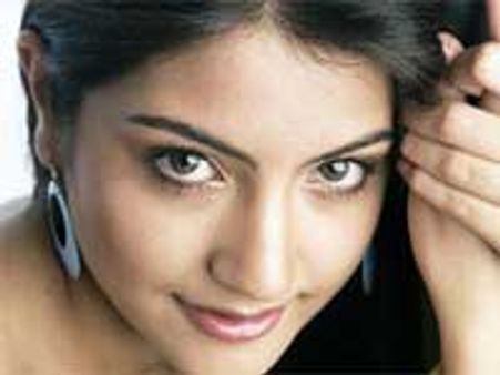 Anushka Sharma teams up with Ranveer Singh