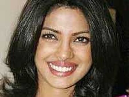 Priyanka upsets 7 Khoon Maaf director