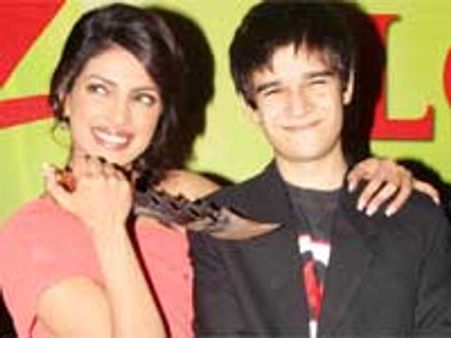 Priyanka praises co-star Vivaan to heavens