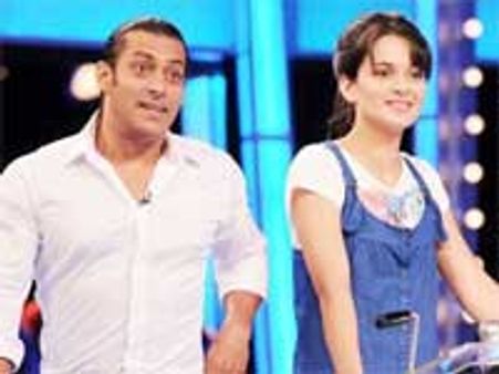 Salman lends helping hand to Kangana