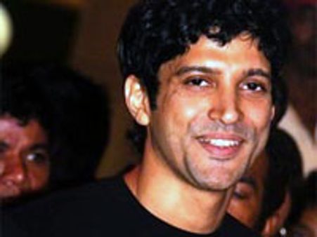Shahrukh brings the Don quality effortlessly- Farhan