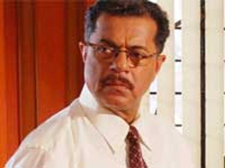 Girish Karnad bestowed with honorary Doctorate from USC