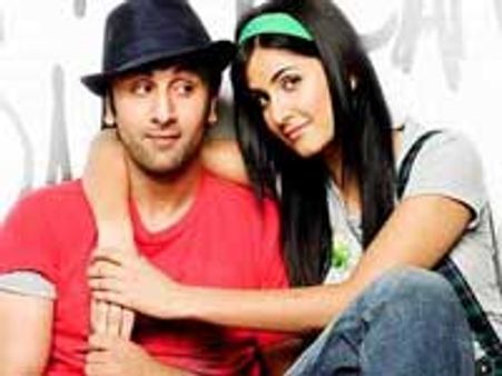 Katrina's shift from Salman's family to Ranbir's
