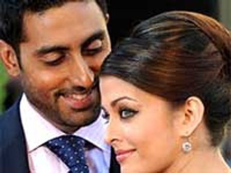 Its holiday time for Abhishek-Aishwarya!