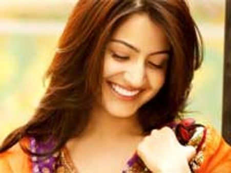 Anushka Sharma is not that romantic date types