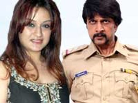 Sonia Agarwal denies dating Sudeep