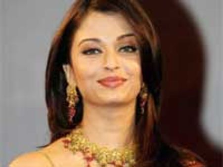 Aishwarya Rai Bachchan confirms her presence at WKS