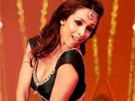 Munni Badnaam creates world record