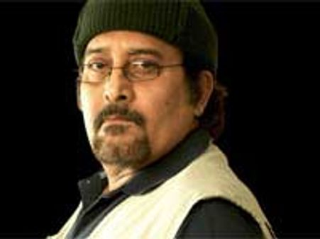 Vinod Khanna is one of the Abbas-Mustan's Players