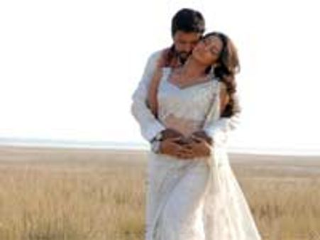 Kicha Sudeep announces Kempe Gowda sequel