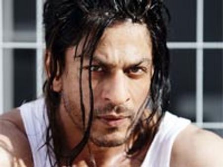 Shahrukh Khan amazed with girls having long hair