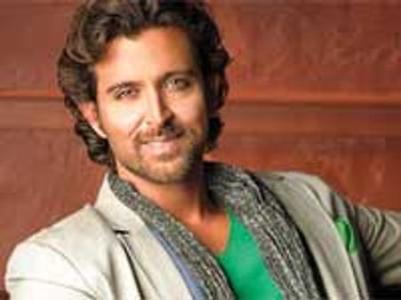 Hrithik Roshan trapped in fake car accident