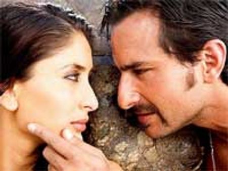 Agent Vinod's shoots lead to traffic jam