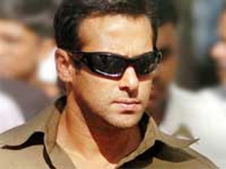 Salman Khan celebration party: Cops play spoil sport
