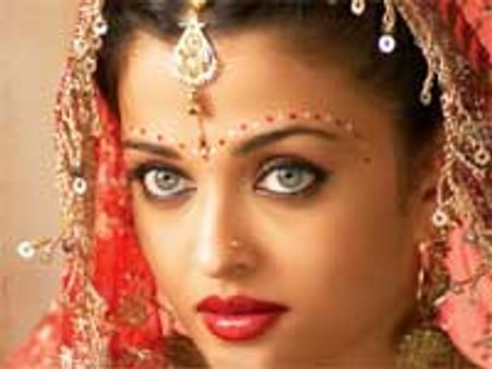 Aishwarya Bachchan to play Devi Chaudhurani