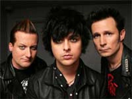 Green Day beats Paramore in MMM Championship