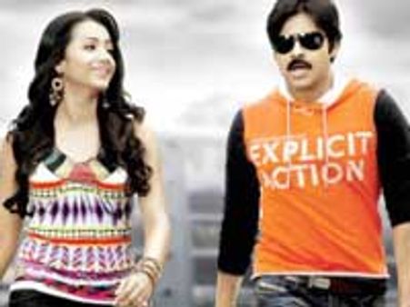 Pawan Kalyan lip-locks with Trisha