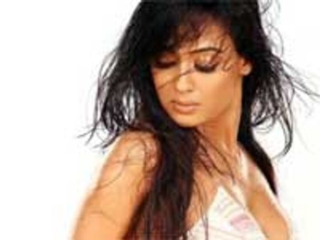 Shweta Tiwari replaces Mallika as an item girl