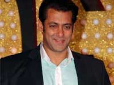 Salman Khan asks for re-shoot of 'Character Dheela'