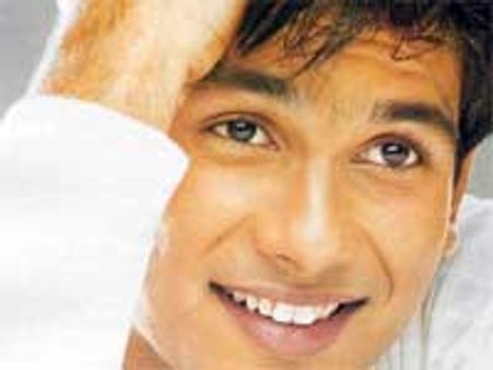 Shahid Kapoor gets into action mode