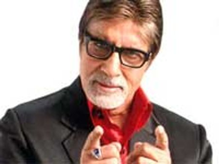 Amitabh Bachchan confirms hosting KBC 5