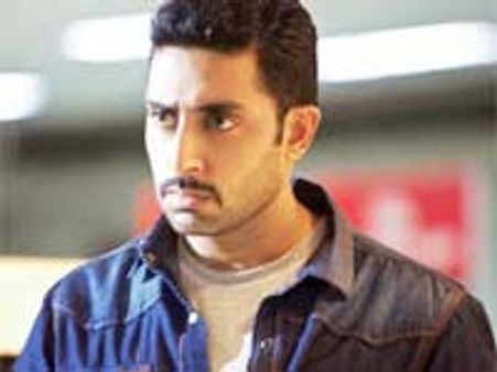 Abhishek's cop act steals the show in Dum Maaro Dum