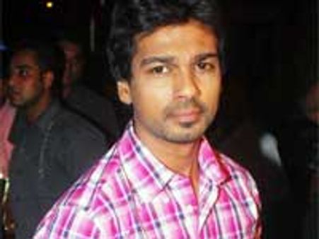 Nikhil Dwivedi plays a rowdy in Shor in The City