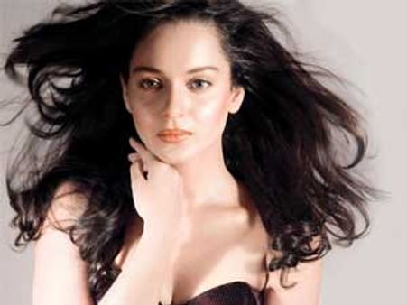 Kangana approaches Aamir for a film