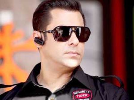 Salman Khan meets ex-flame Somy Ali