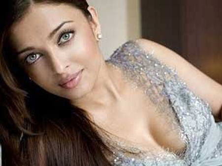 Aishwarya Bachchan roped in as Bhandarkar's Heroine