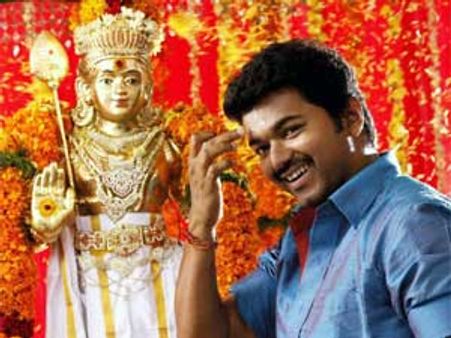 Vijay's Velayudham trailer gets massive response